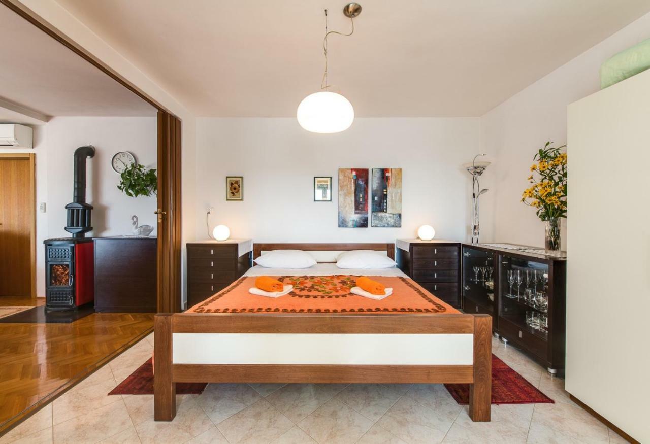 Apartment Fiorela *