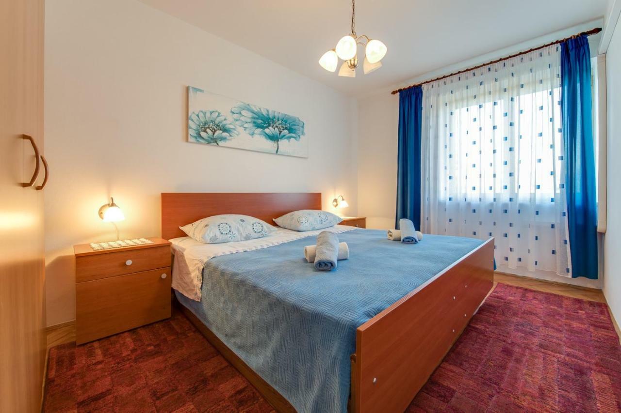 Apartment Fiorela *