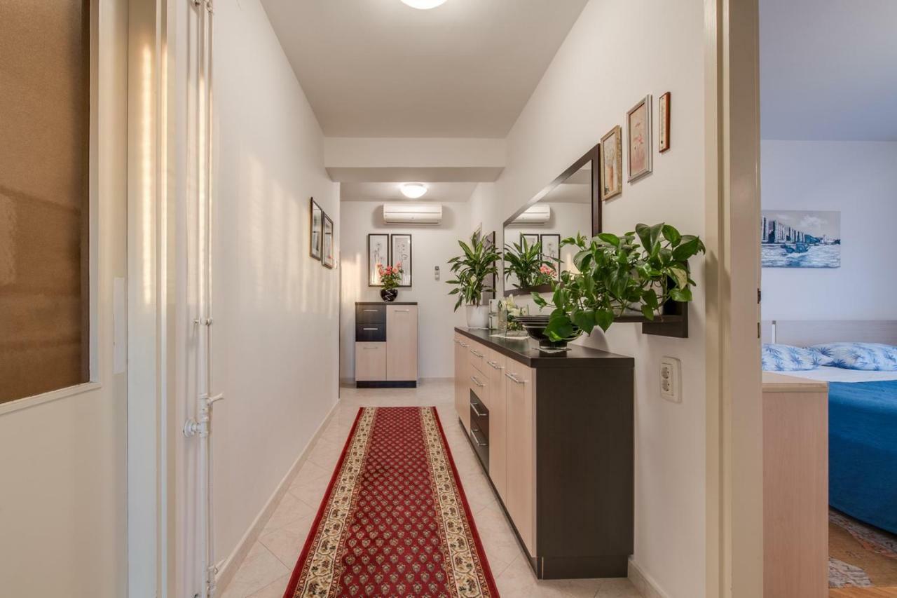 Fiorela Apartment